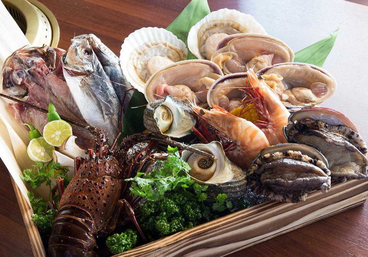 Sea Aiga Kaigetsu Hostel Sumoto Bagian luar foto